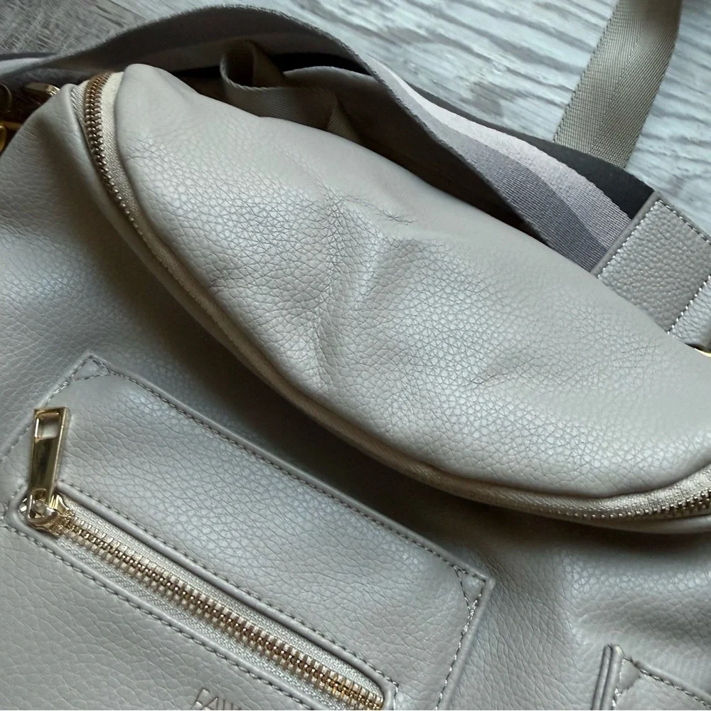 Fawn Design Mini Baby Diaper Bag With Shoulder Strap Attachment